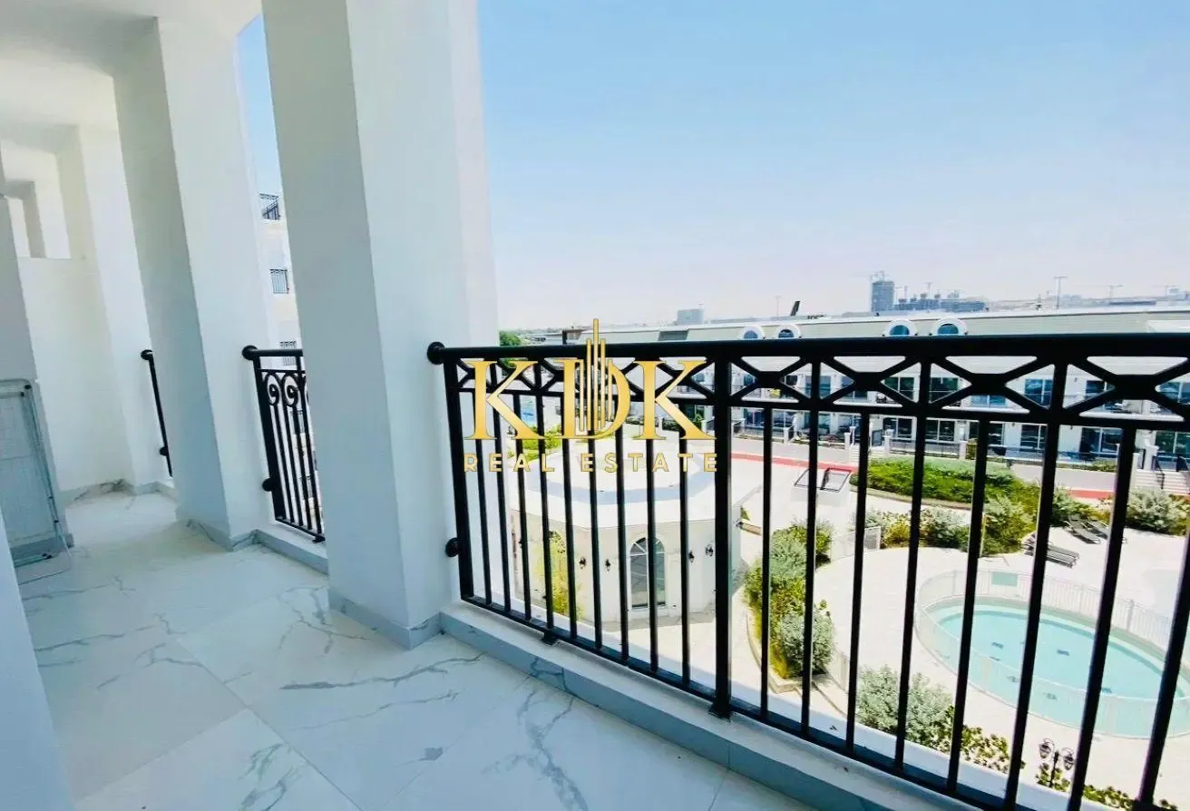 Fully Furnished 1 BR | Pool View | Modern Living