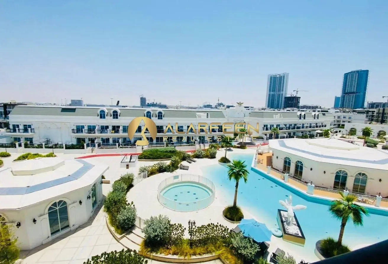 Modern 1 BR | Chiller Free | Beautiful Pool View