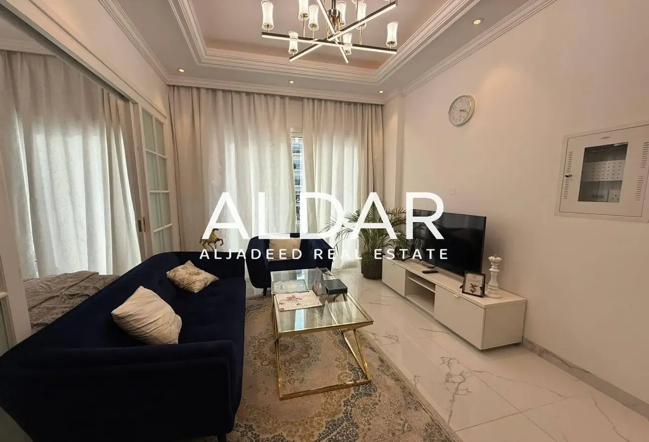 Pool View | Fully Furnished | Open Kitchen