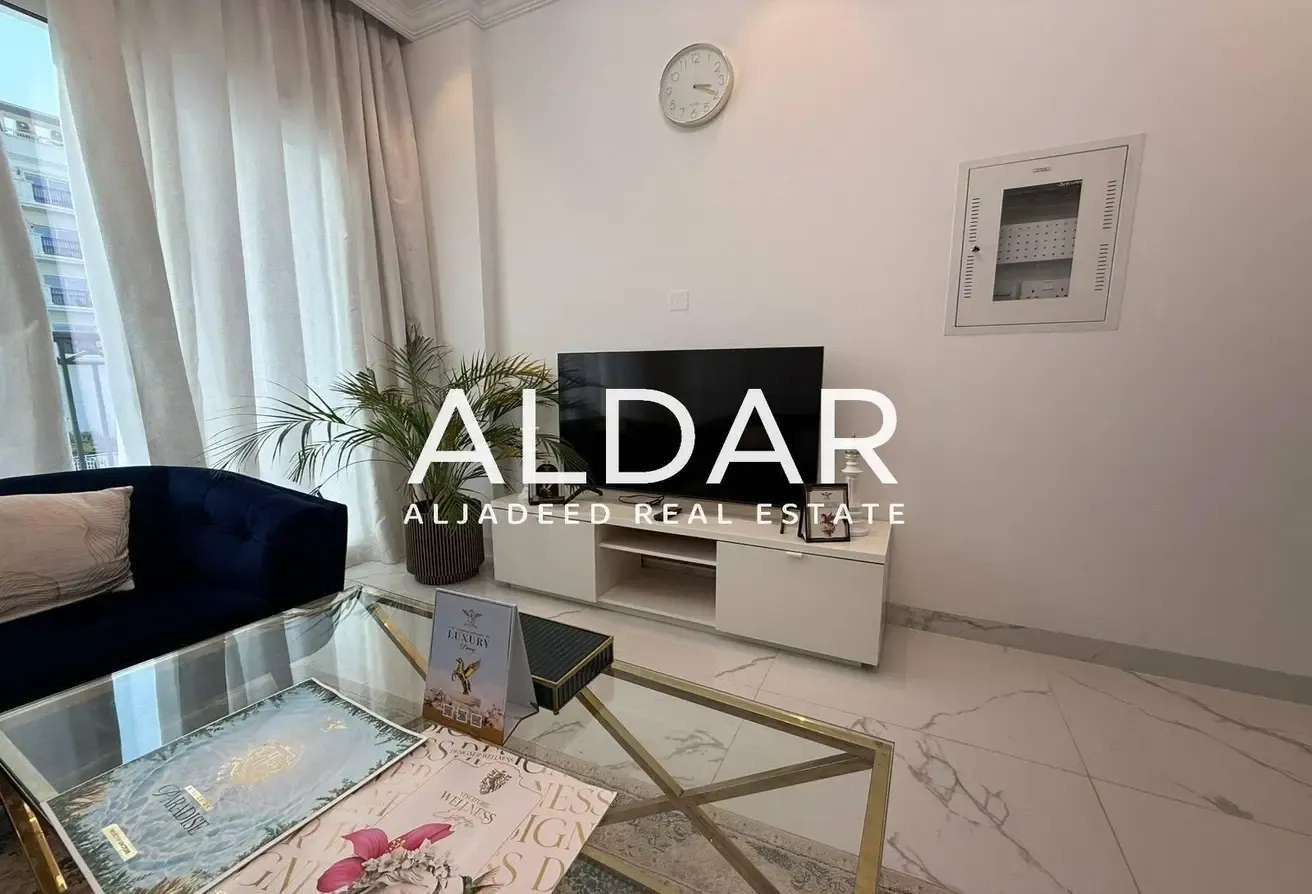 Pool View | Fully Furnished | Open Kitchen