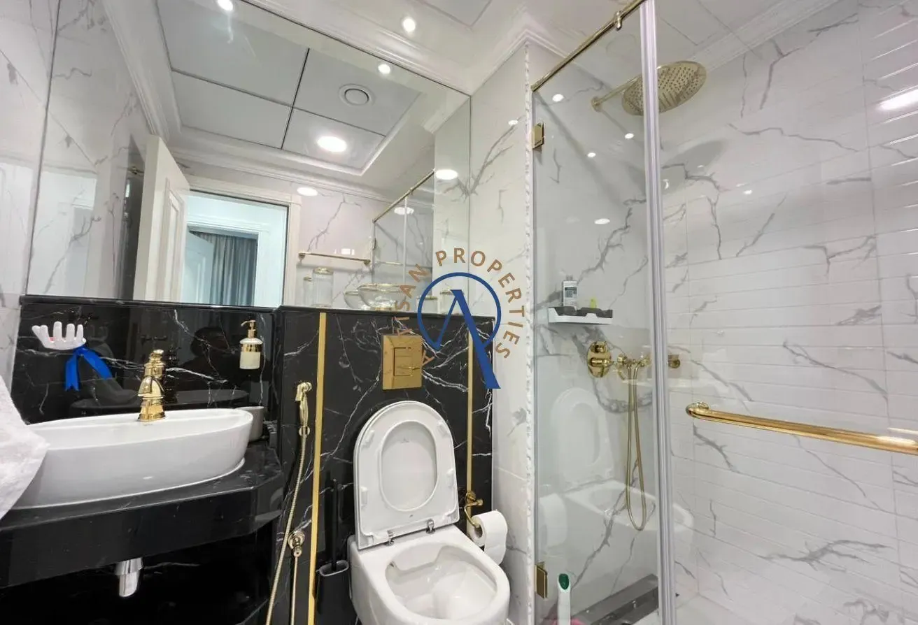 FULLY FURNISHED | HIGH FLOOR | VACANT