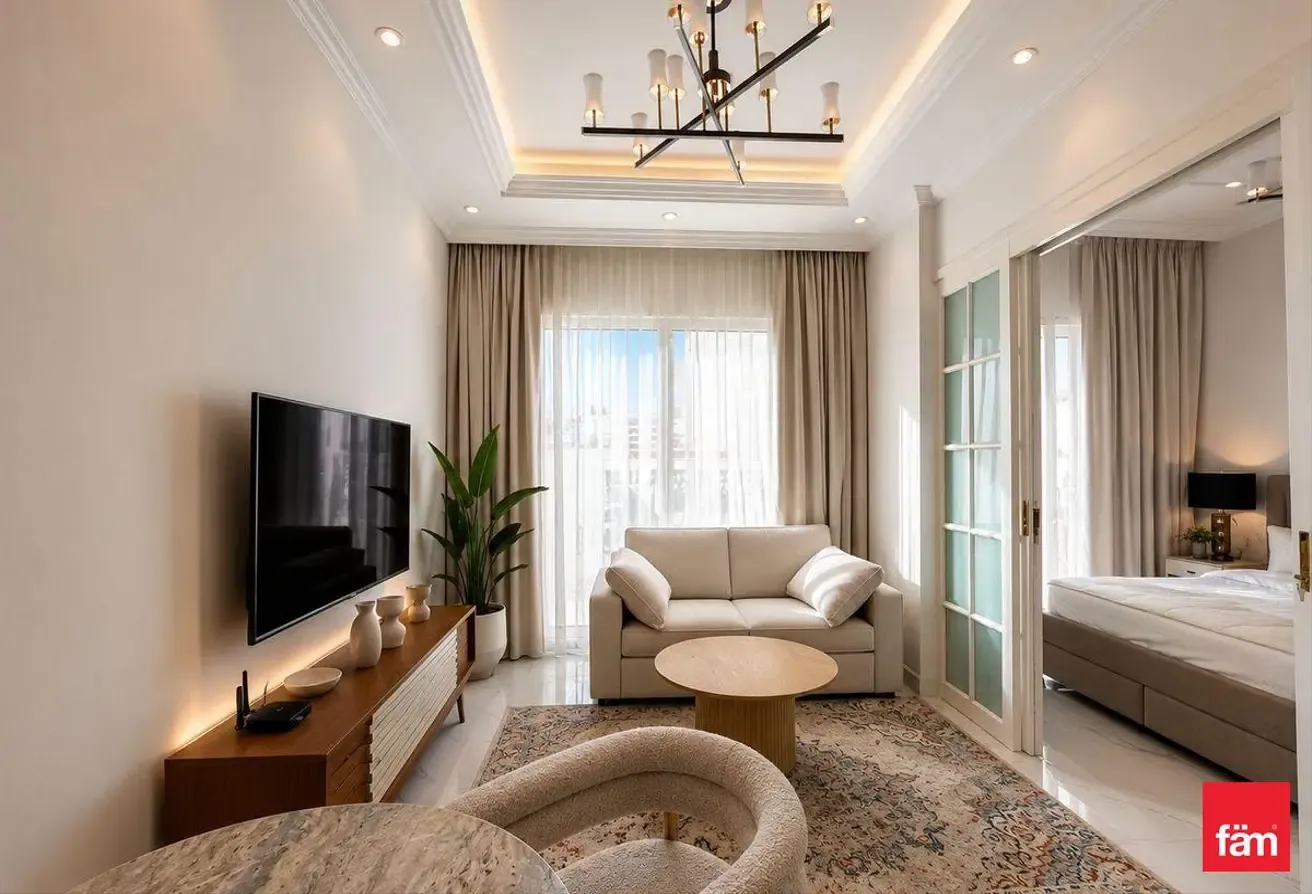 1br Furnished Middle Floor Miracle Garden Nearby