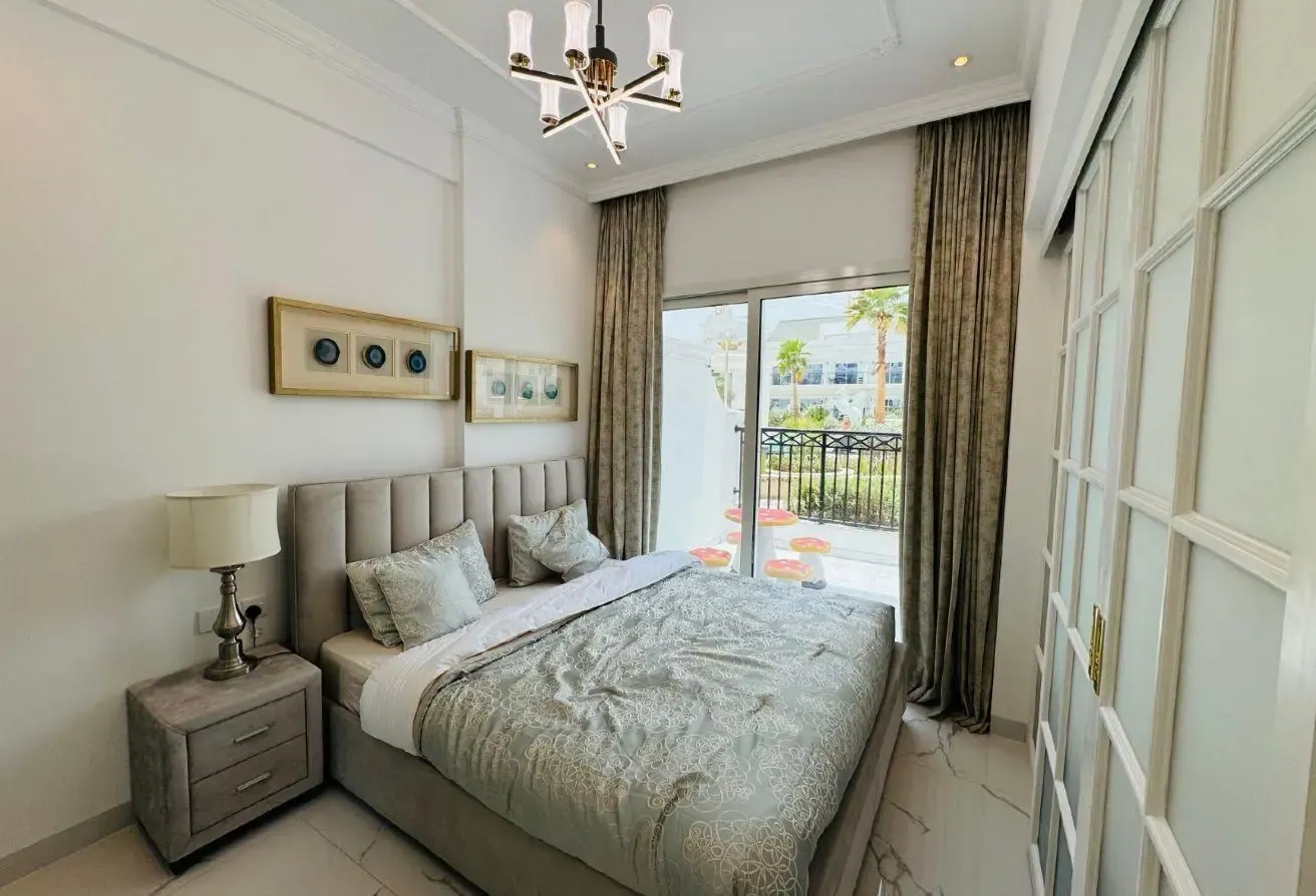 Fully Furnished 1 Bedroom | Garden Access