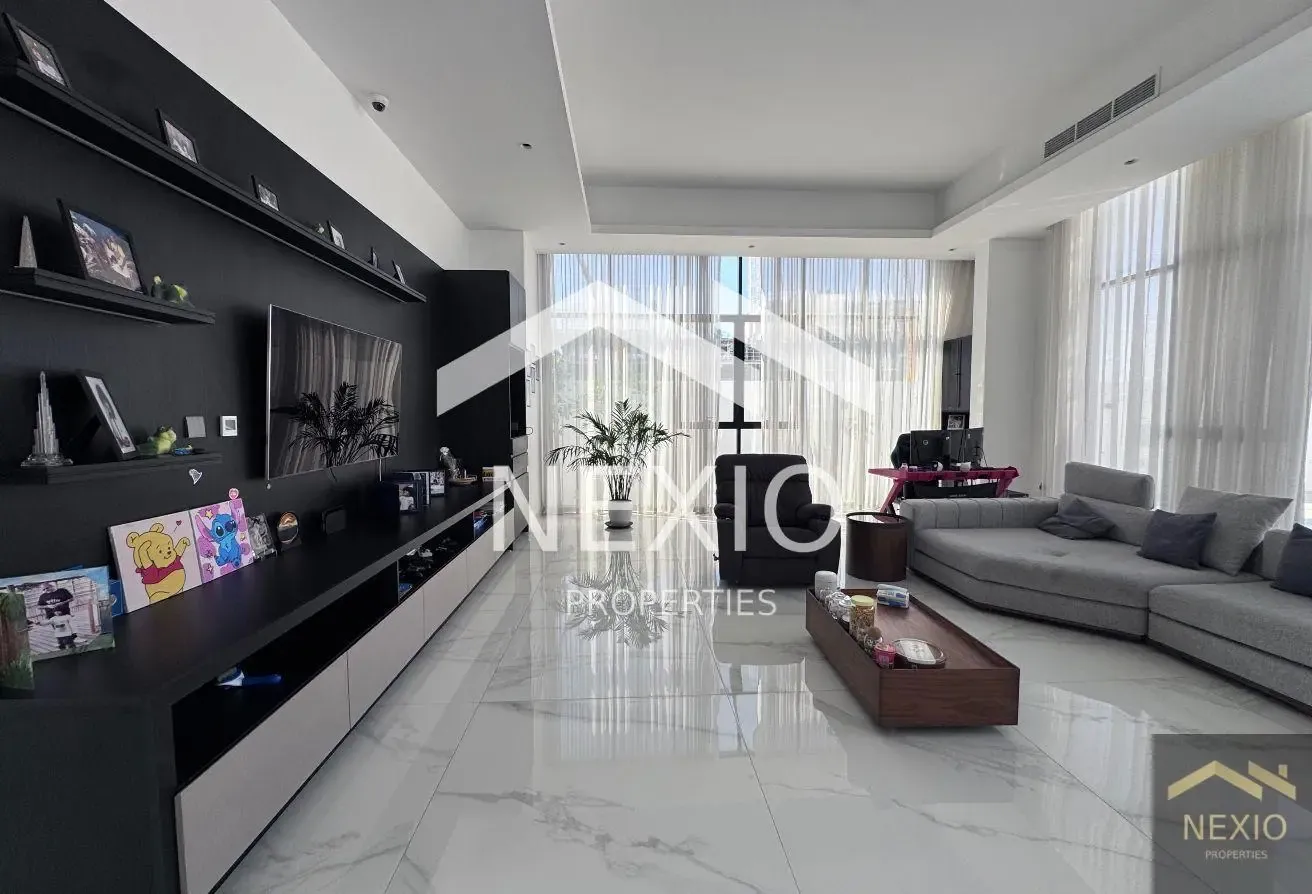 Luxury Villa | Well maintained | Furnished