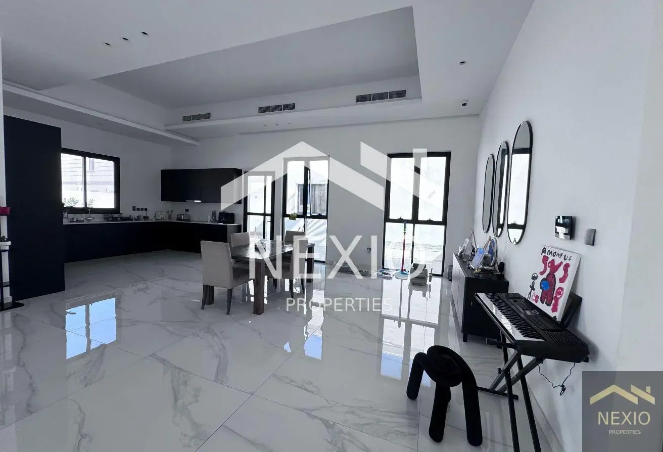 Luxury Villa | Well maintained | Furnished