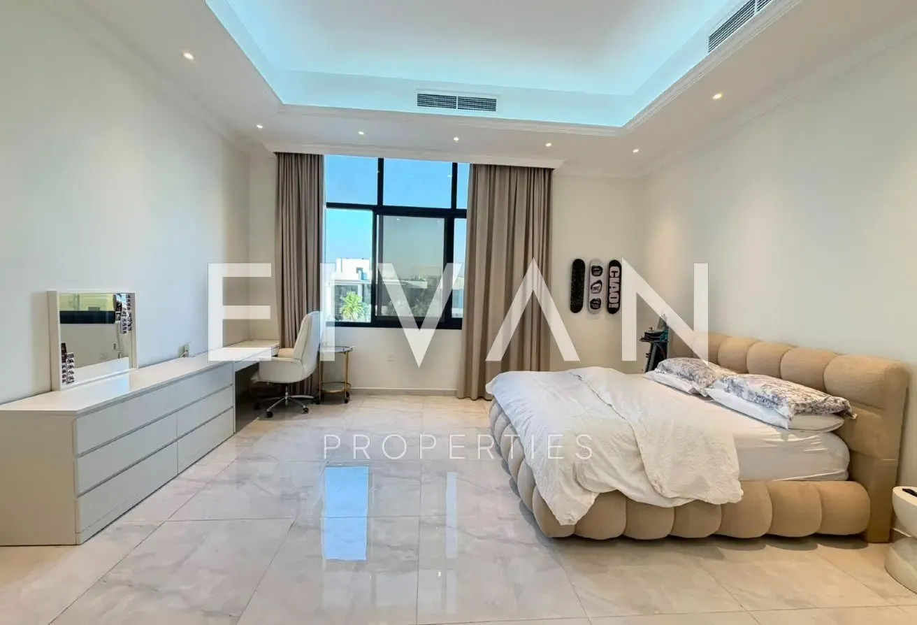 Spacious Villa | | Private Garden & Maid’s Room