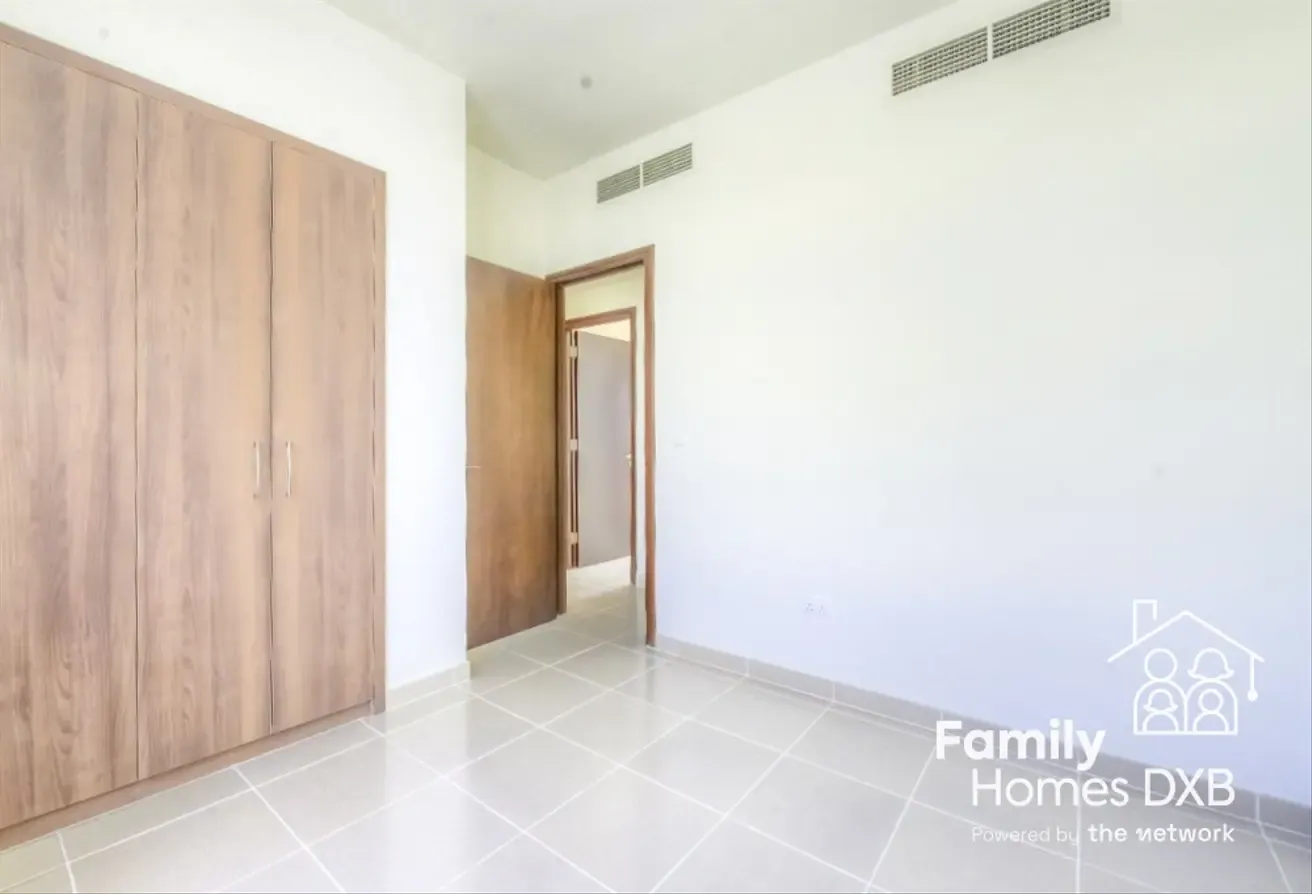 Vacant Now | Easy to View | Great Location