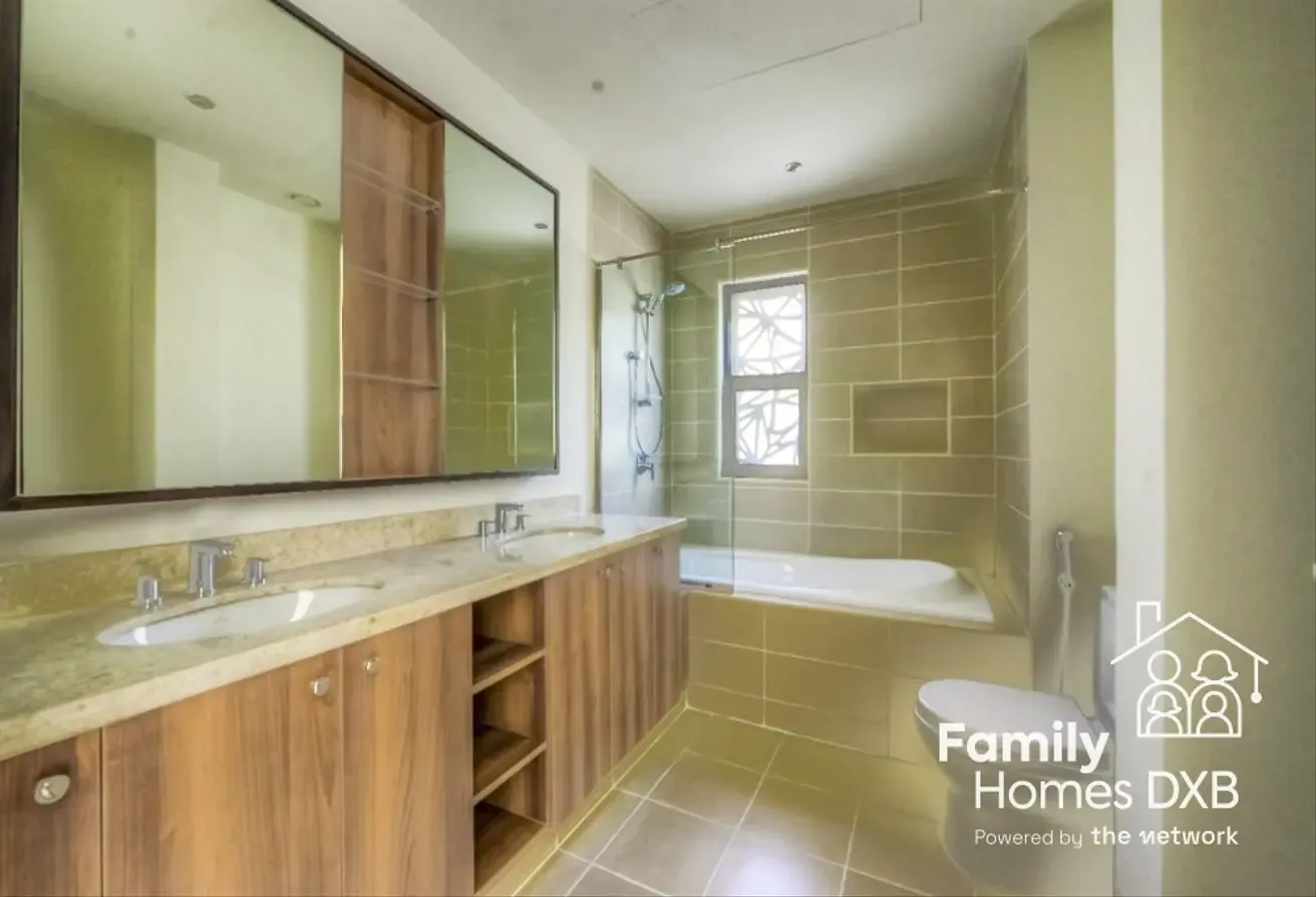 Vacant Now | Easy to View | Great Location