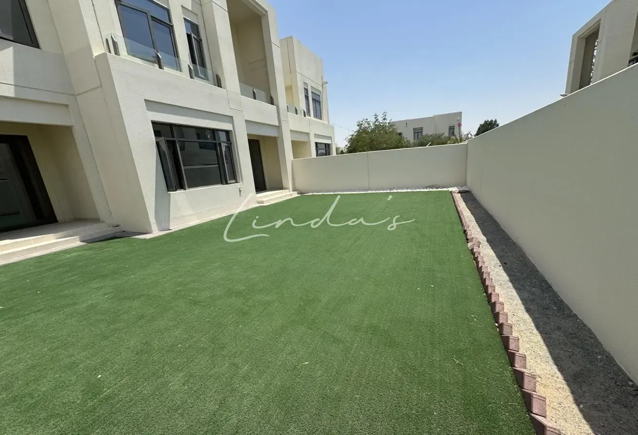 Large Layout | Spacious Garden | Vacant Now