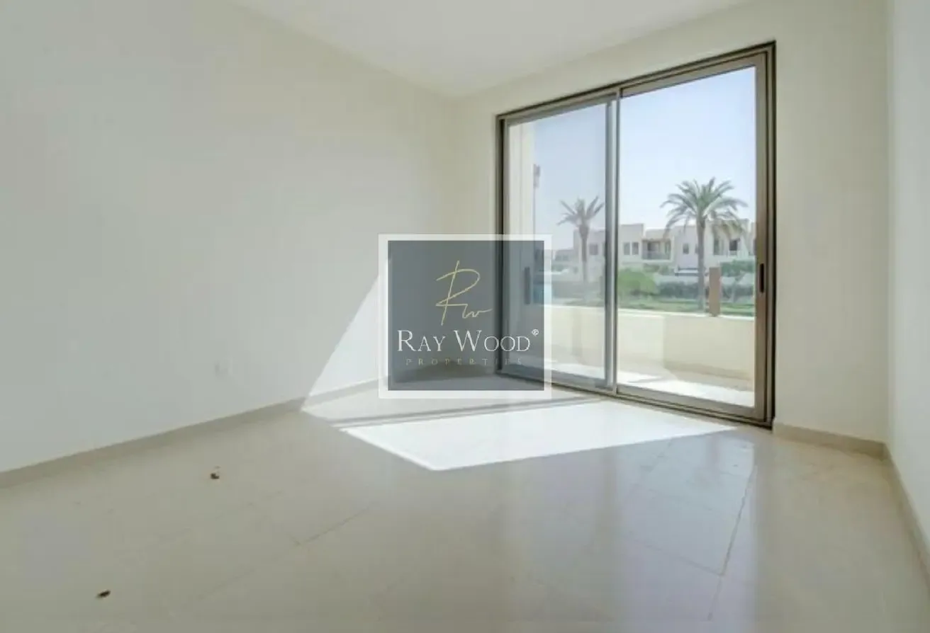 Vacant / Type G / 4Bedroom +Maids