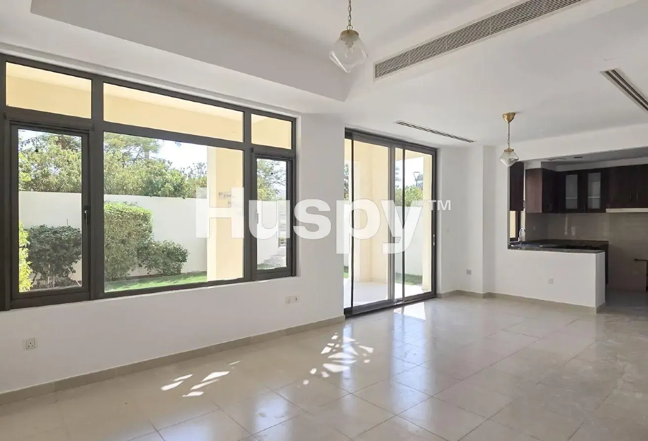Single Row | Well Maintained | Vacant