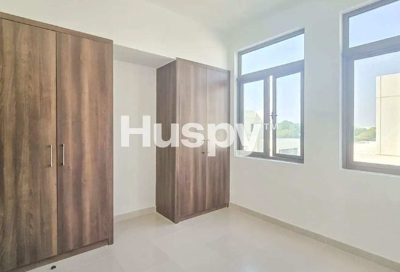 Single Row | Well Maintained | Vacant
