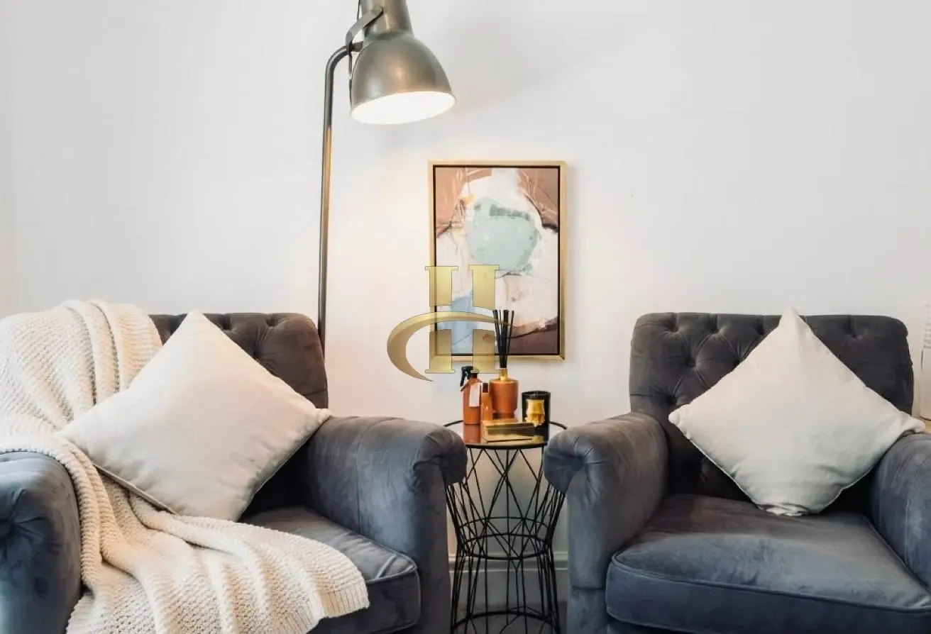 Fully furnished | Vacant | Elegant |