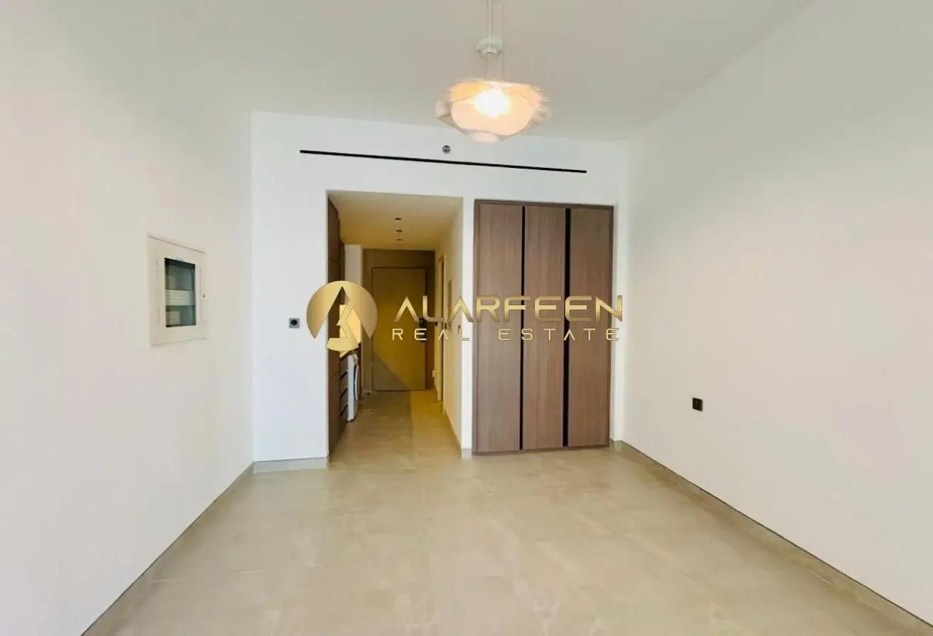 Brand New Studio| Modern Living| Kitchen Appliance