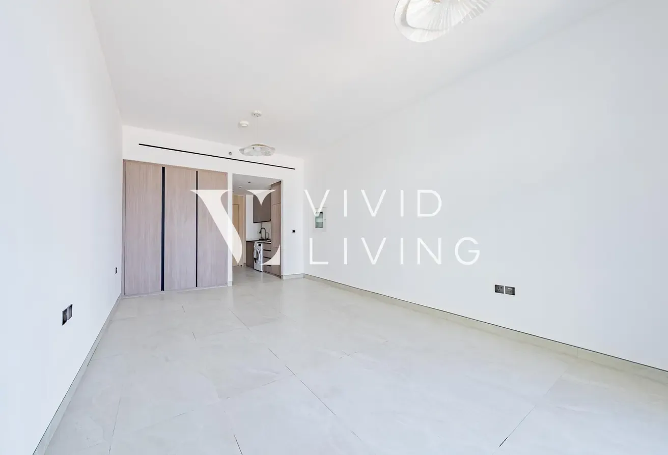 Vacant | Multiple Cheques | Open View