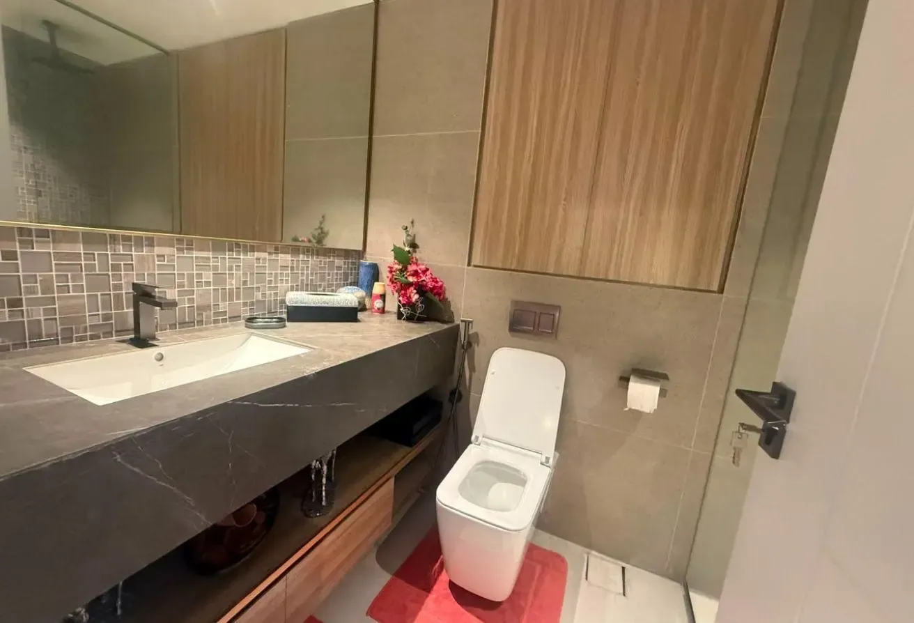 Furnished Studio | Balcony & City Views