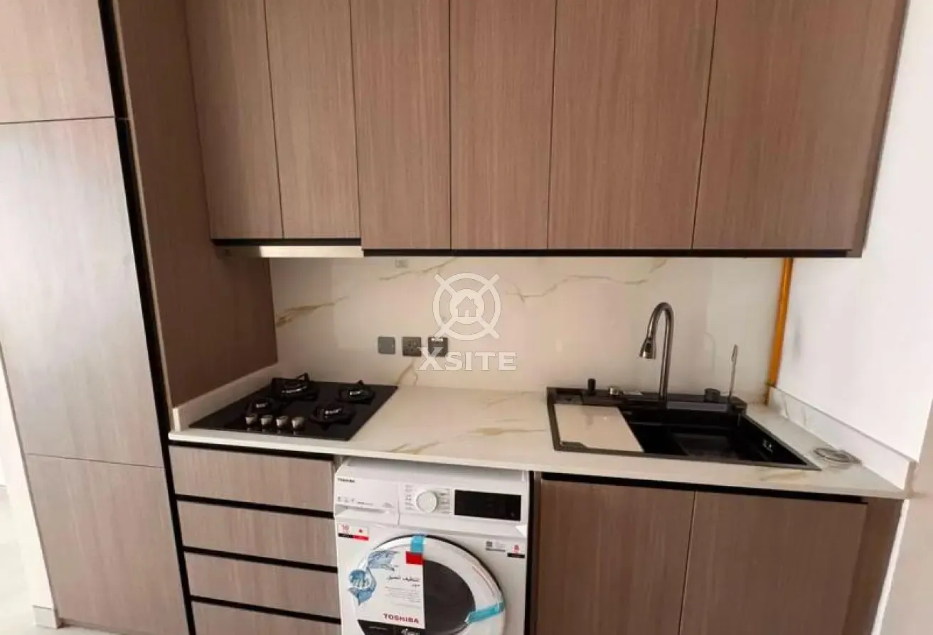 Equipped Kitchen |Including Bills |12 Cheques