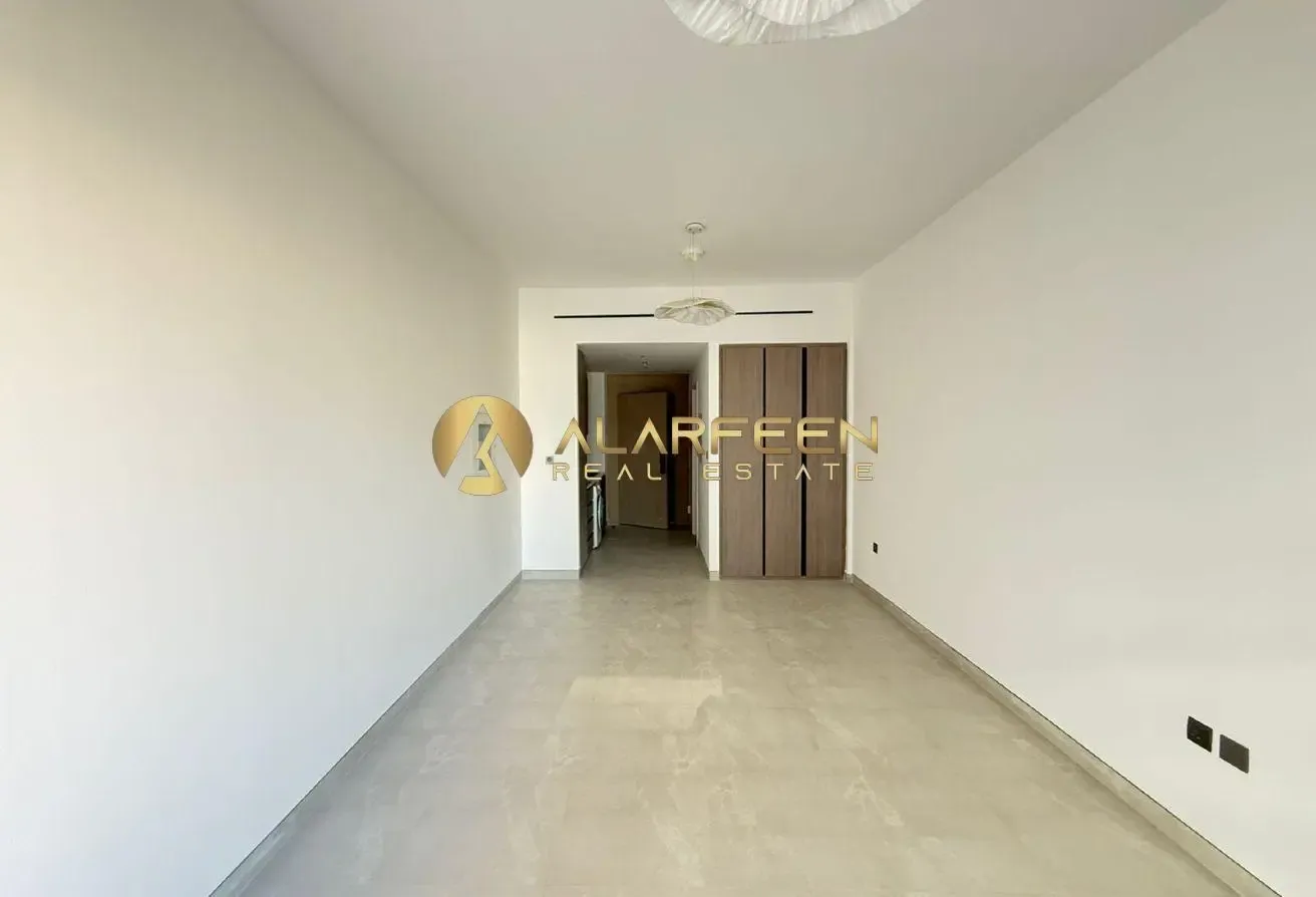 Modern Studio | High-in Quality | Unfurnished