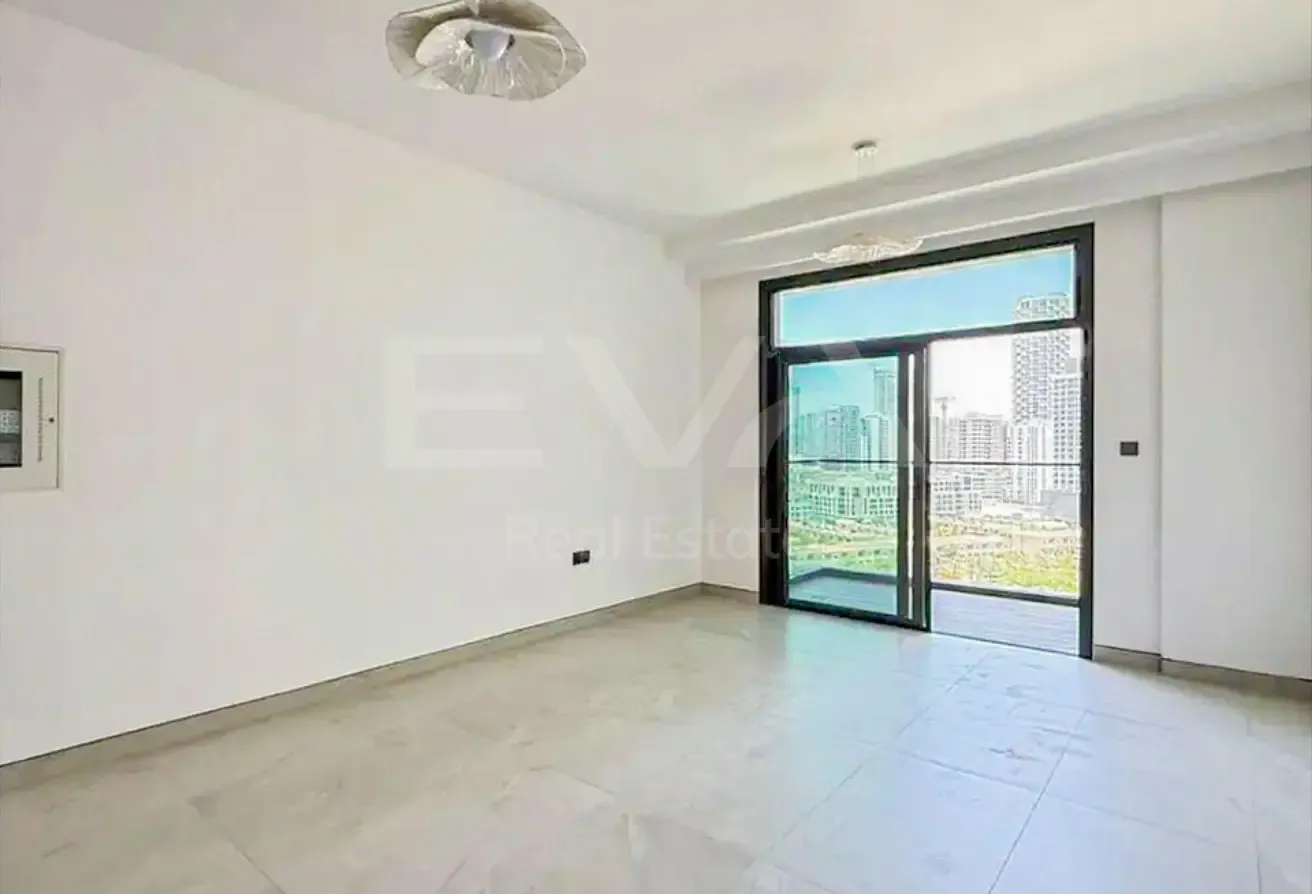 UNFURNISHED | READY TO MOVE | BRAND NEW