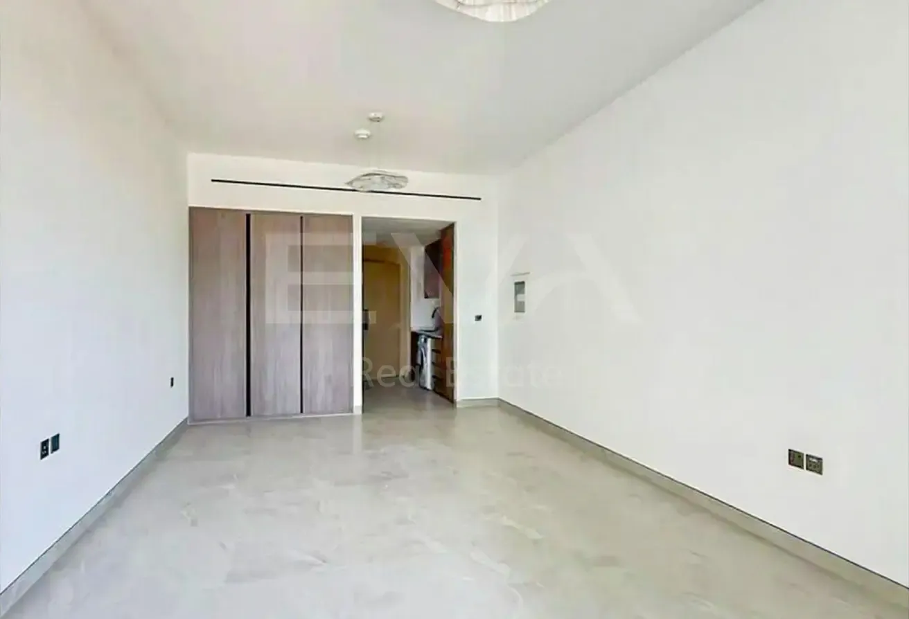 UNFURNISHED | READY TO MOVE | BRAND NEW