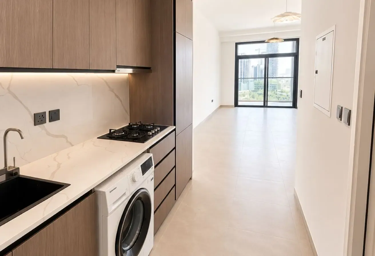 City-View Studio | Balcony | Pool & Gym