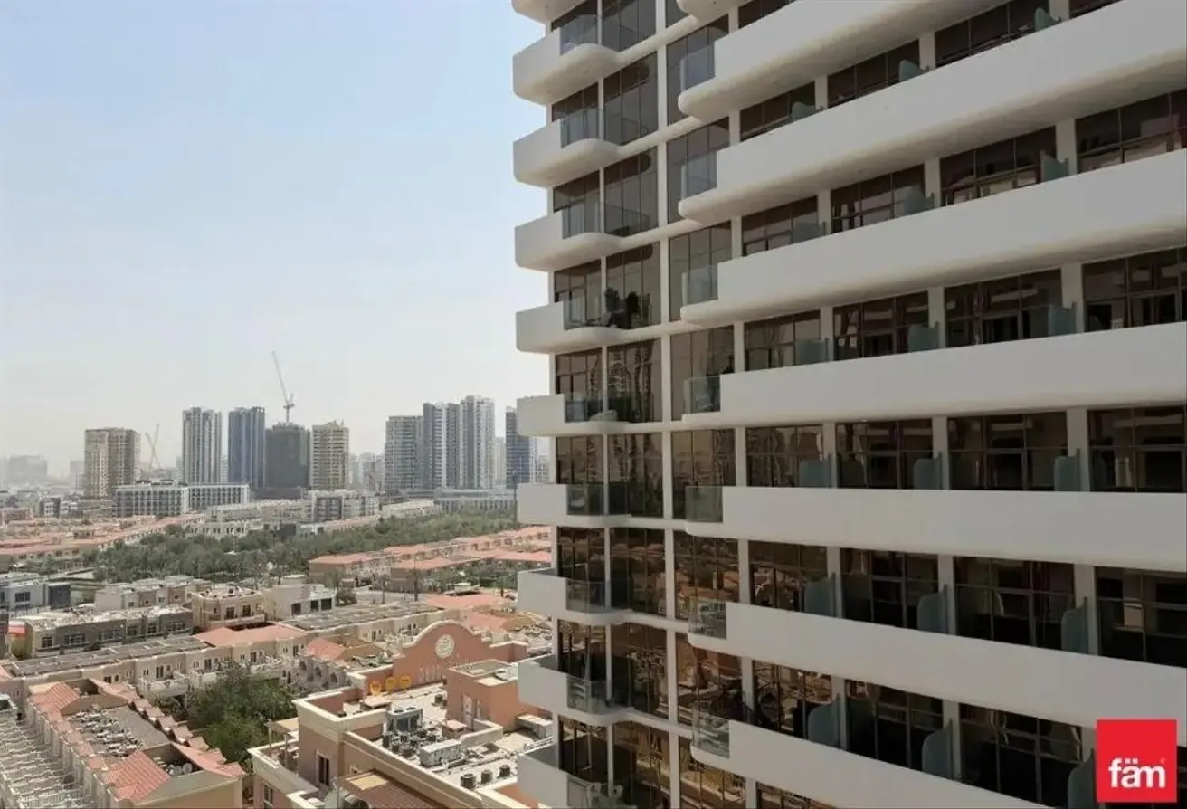 Spacious Layout | Pool View | High Floor