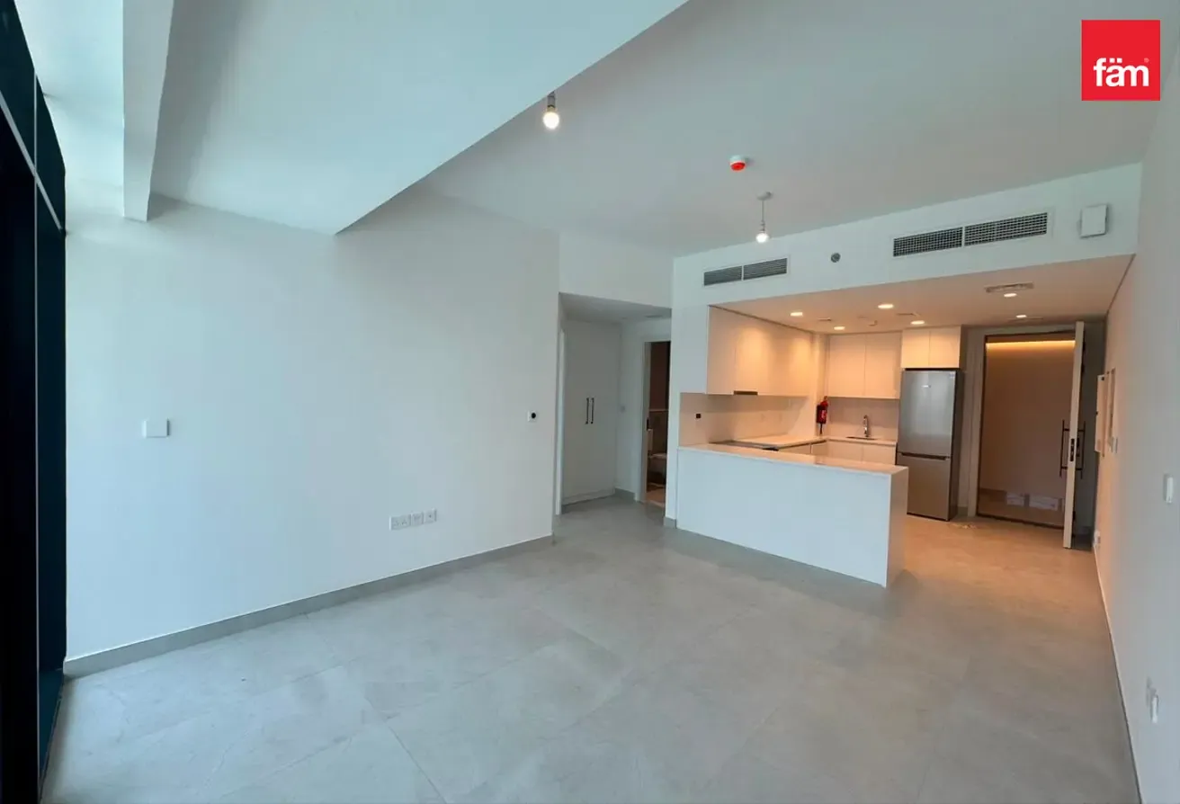 Brand New | Pool View | Calm & Quiet Area