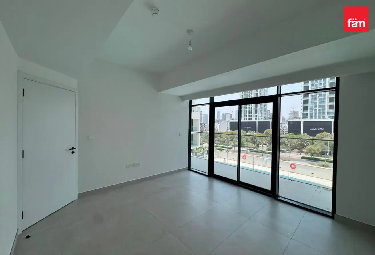 Brand New | Pool View | Calm & Quiet Area