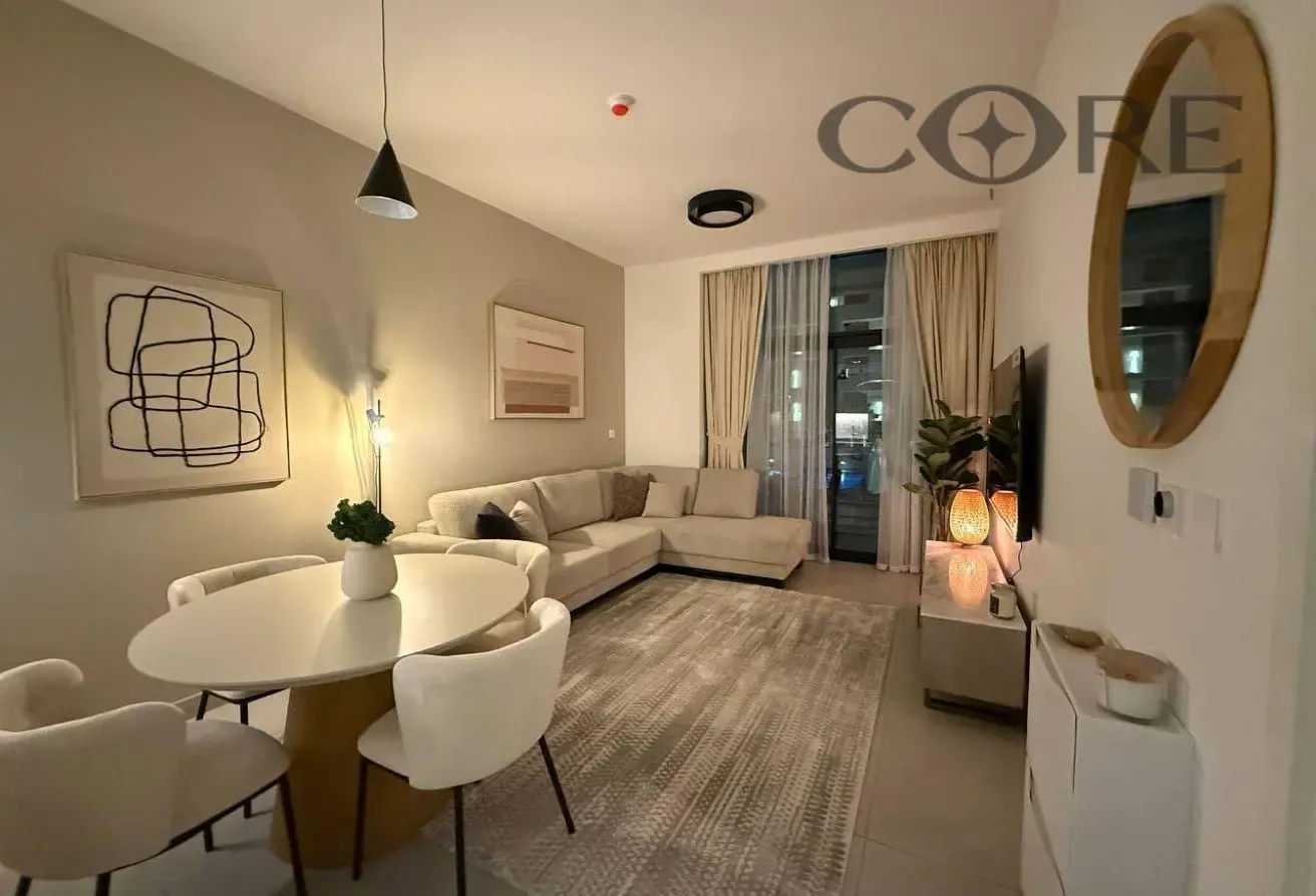 STUNNING FULLY FURNISHED 1BR APARTMENT