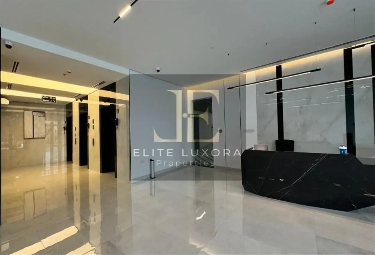 Elegant  Apartment|Balcony|RoadView|Built Wardrobe