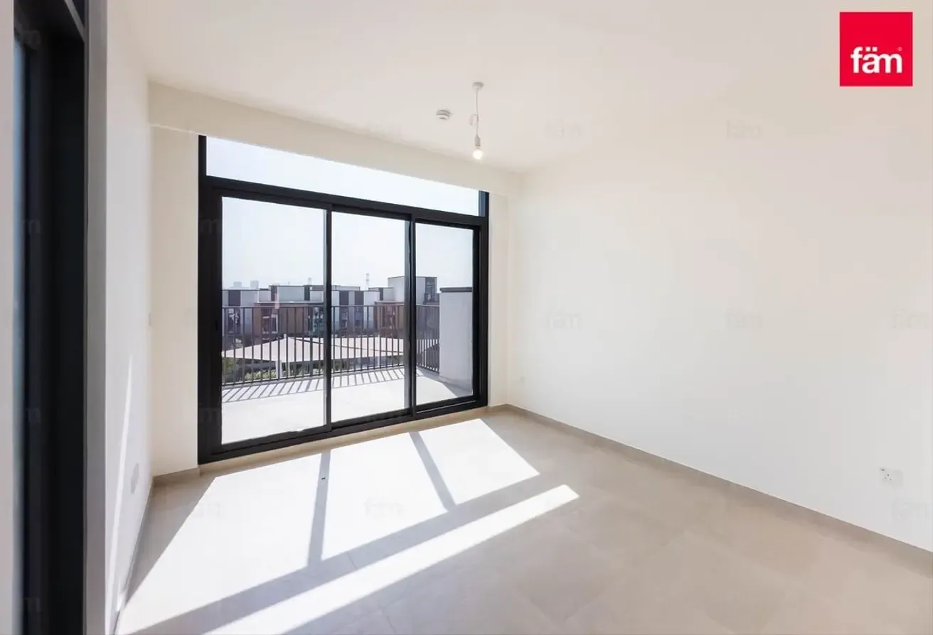 Brand New | 3 Bed G+2 | Park Facing