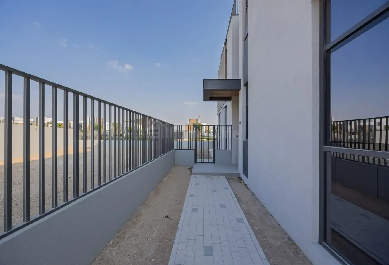 ON THE PARK | PRIME VIEW | POOL VIEW