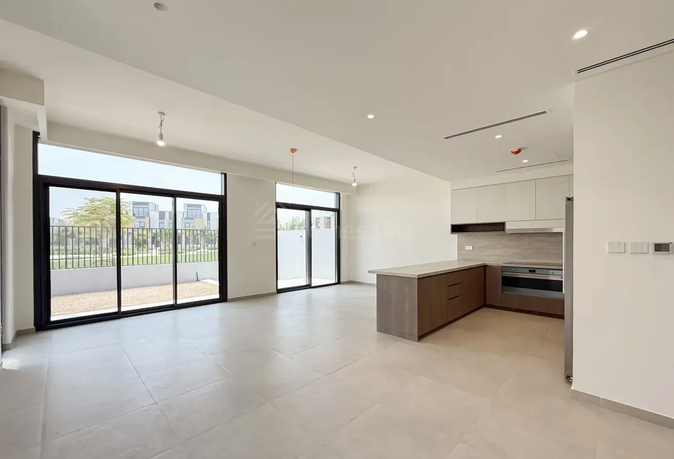 ON THE PARK | PRIME VIEW | POOL VIEW