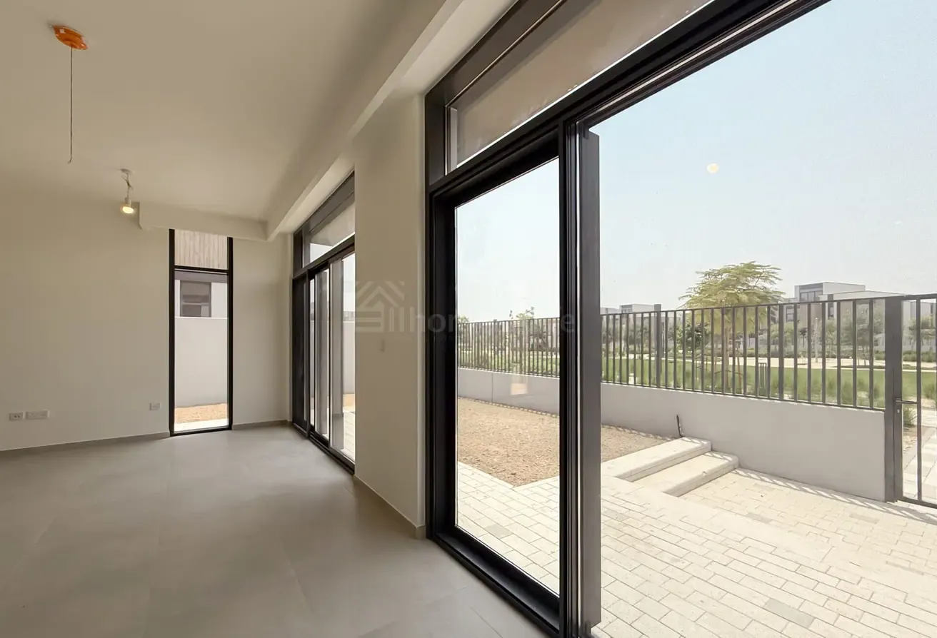 ON THE PARK | PRIME VIEW | POOL VIEW