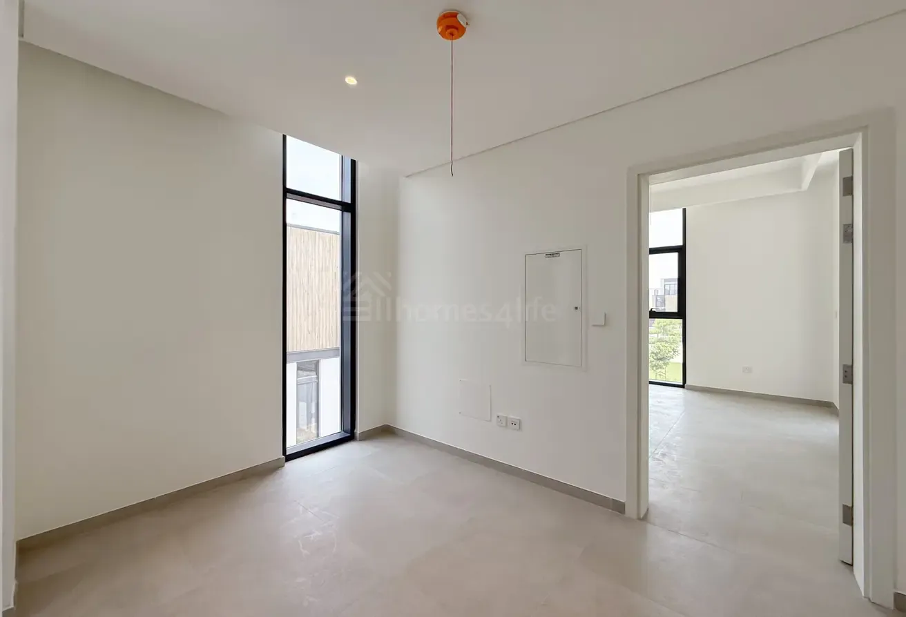ON THE PARK | PRIME VIEW | POOL VIEW