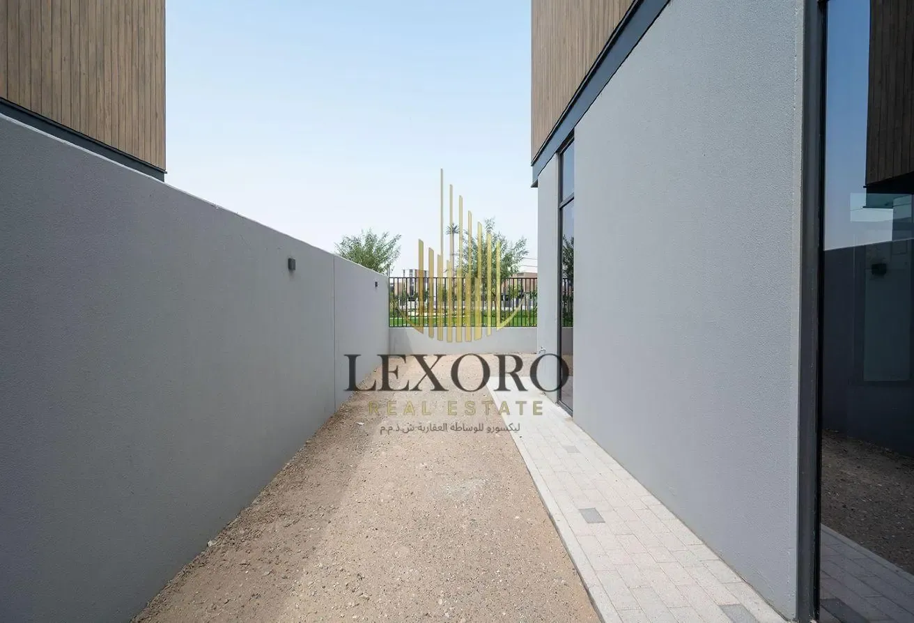 Near to Amenities | 4BR Villa | Prime Community