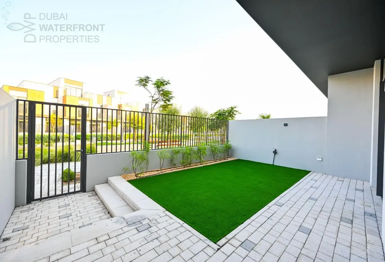 3BR+Maid+Family | G+2 | Type 3B2 | Pool/Park View