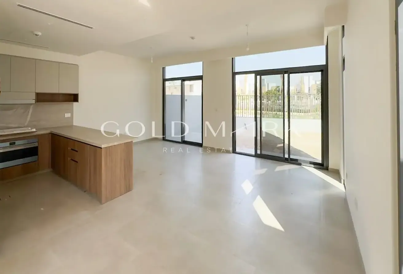 Big  Plot | 4BR G+2 | Ready  to  Move In