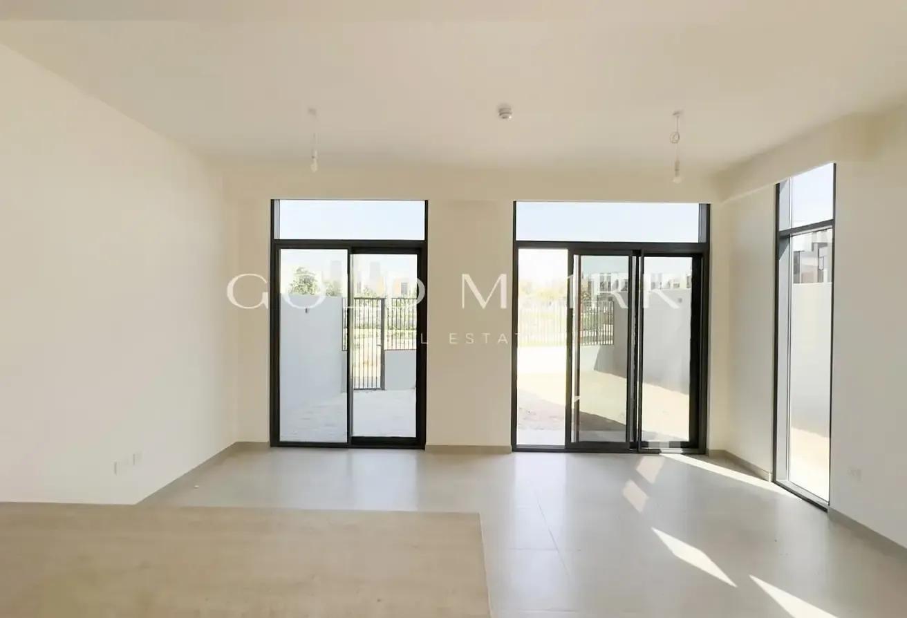 Big  Plot | 4BR G+2 | Ready  to  Move In