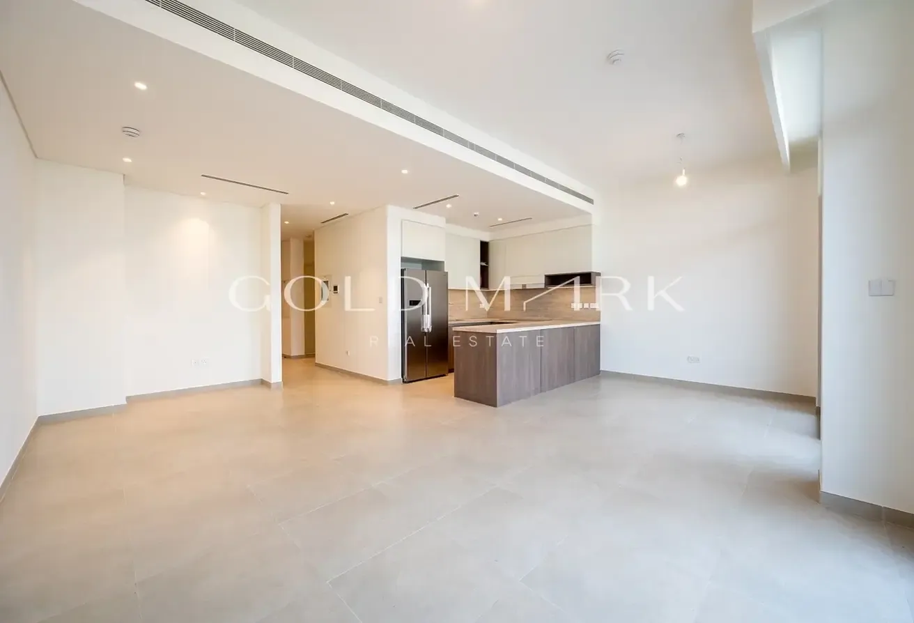 Brand New  | Ready To Move | Good Location