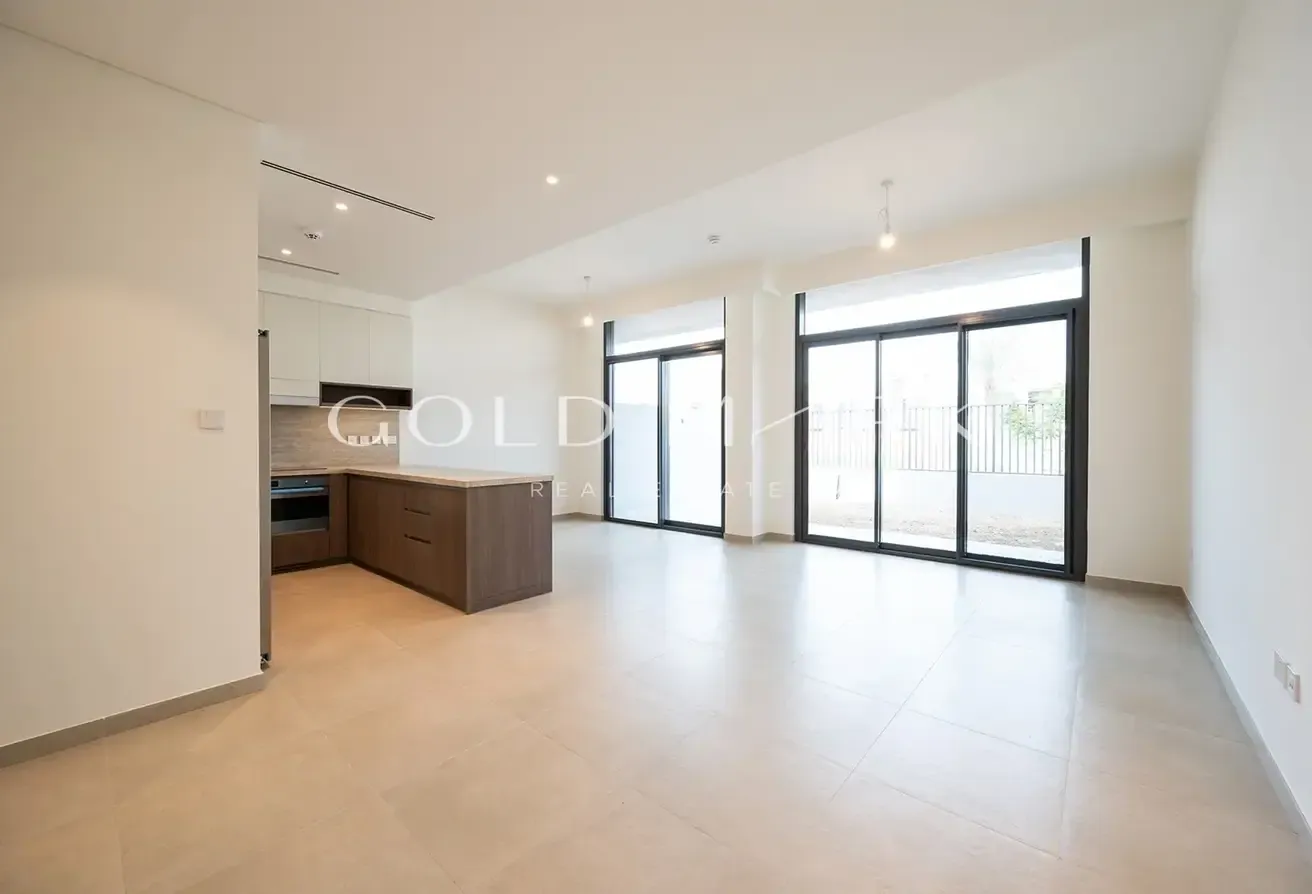 Brand New  | Ready To Move | Good Location