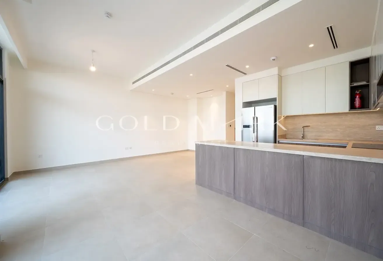 Brand New  | Ready To Move | Good Location