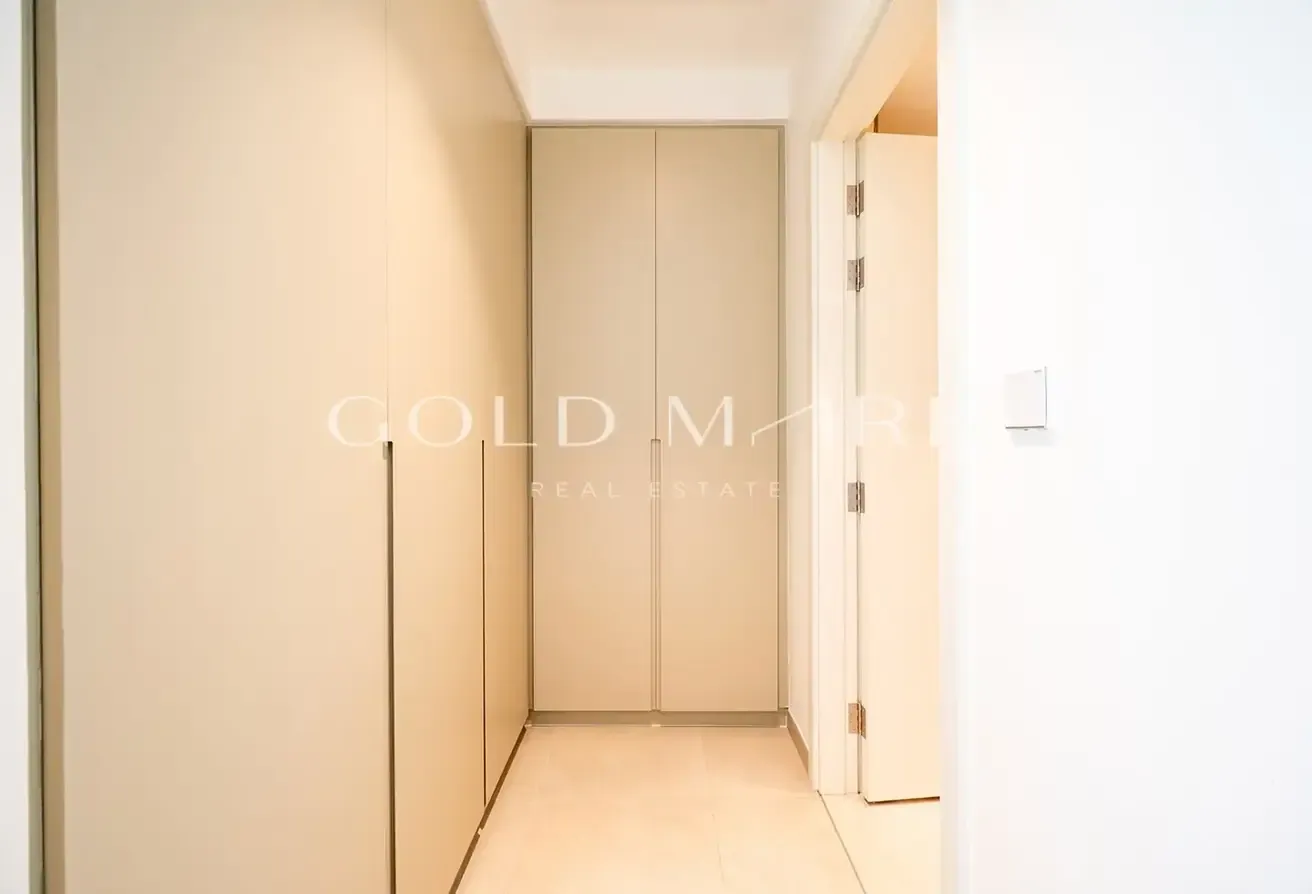 Brand New  | Ready To Move | Good Location