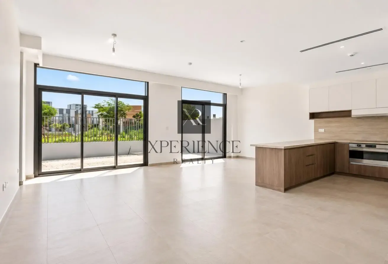 READY TO MOVE | HUGE PLOT | BRAND NEW | NEAR PARK