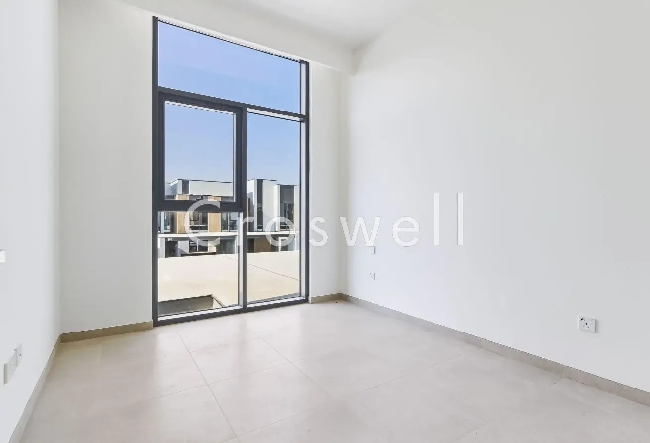 Close to Pool | G+2 | Prime Location