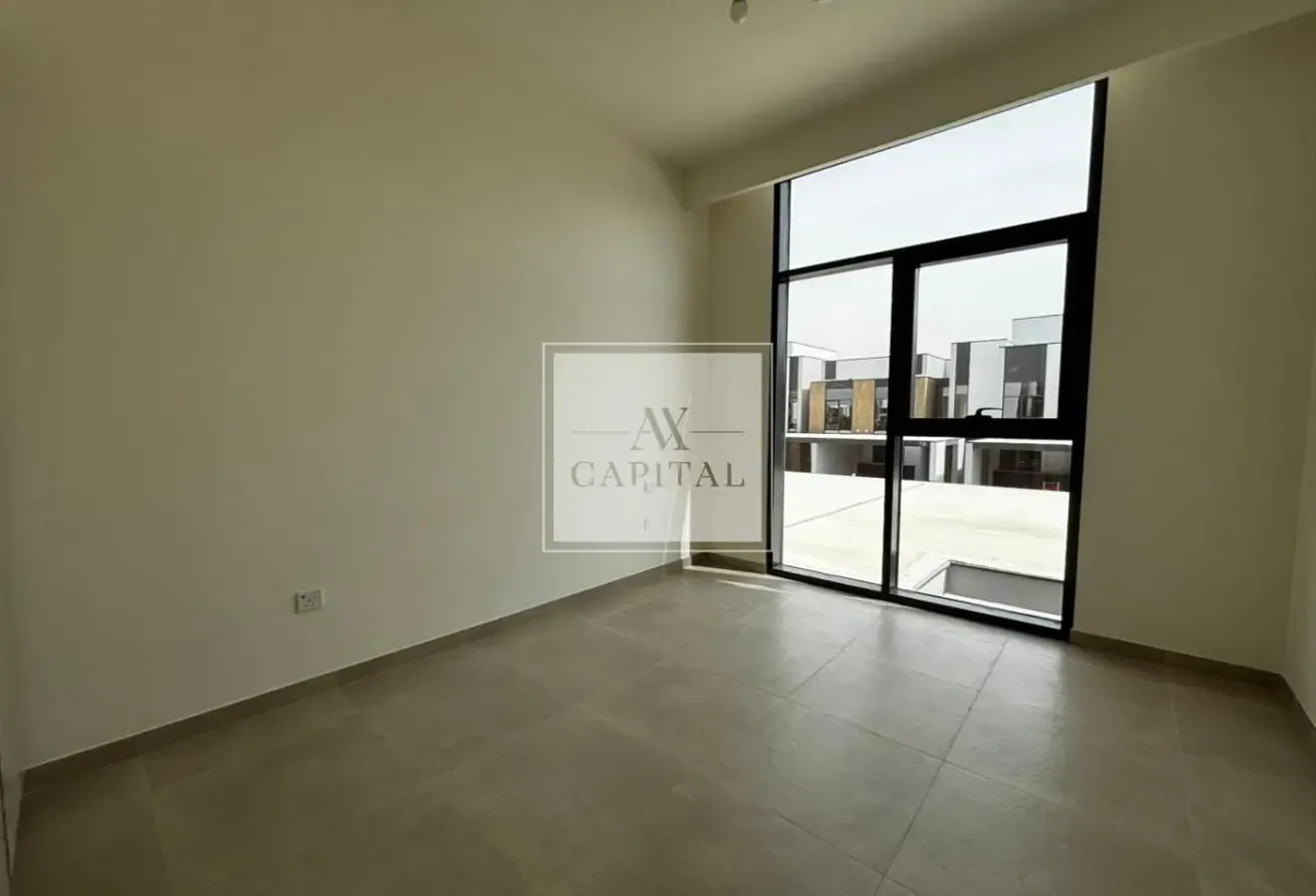 Vacant | G + 2 | Single Row | Ready To Move
