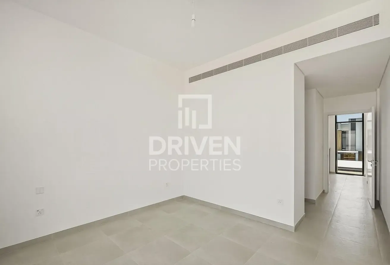 Facing Park and Pool | Brand New | Prime Location