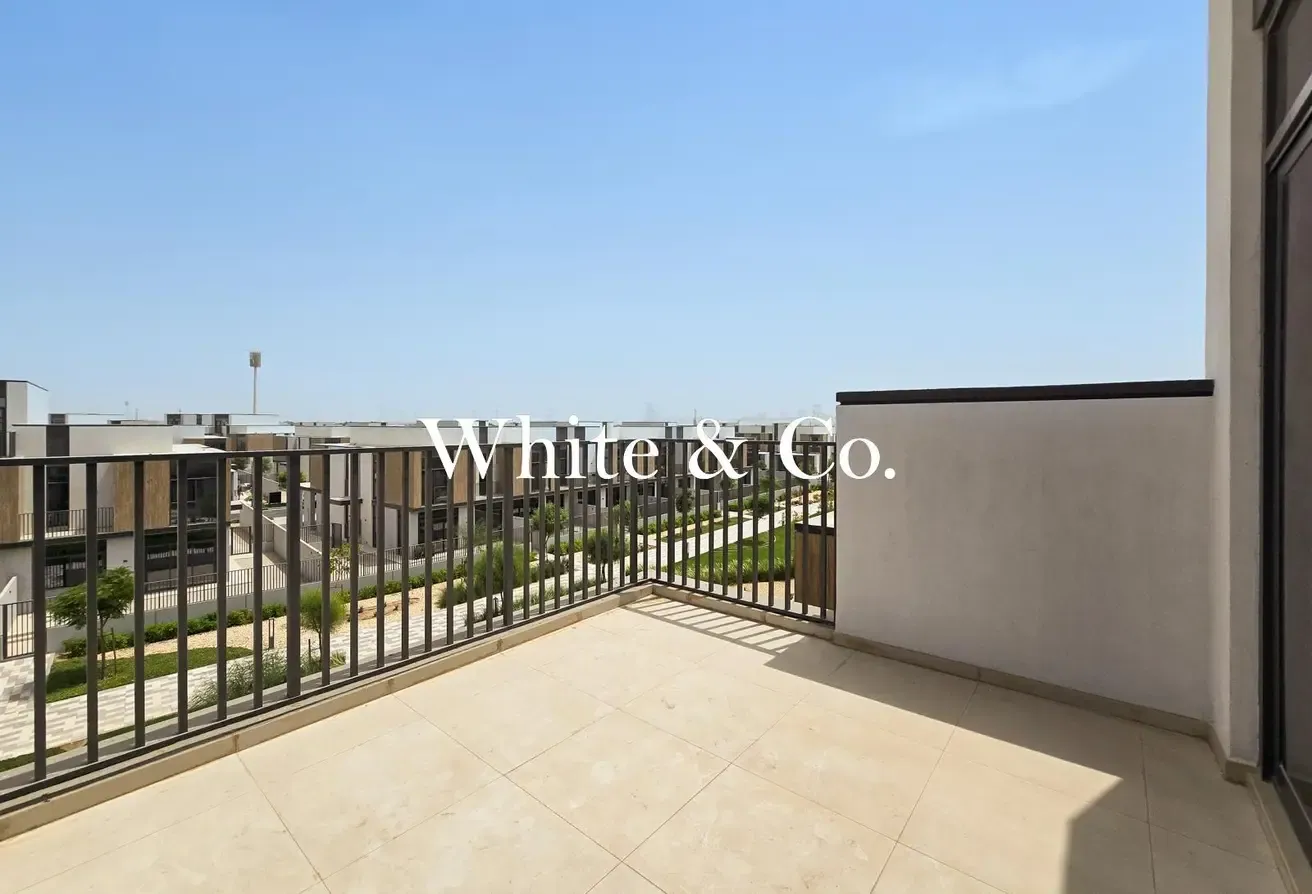 Greenbelt | Rare G+2 Villa | Family Room