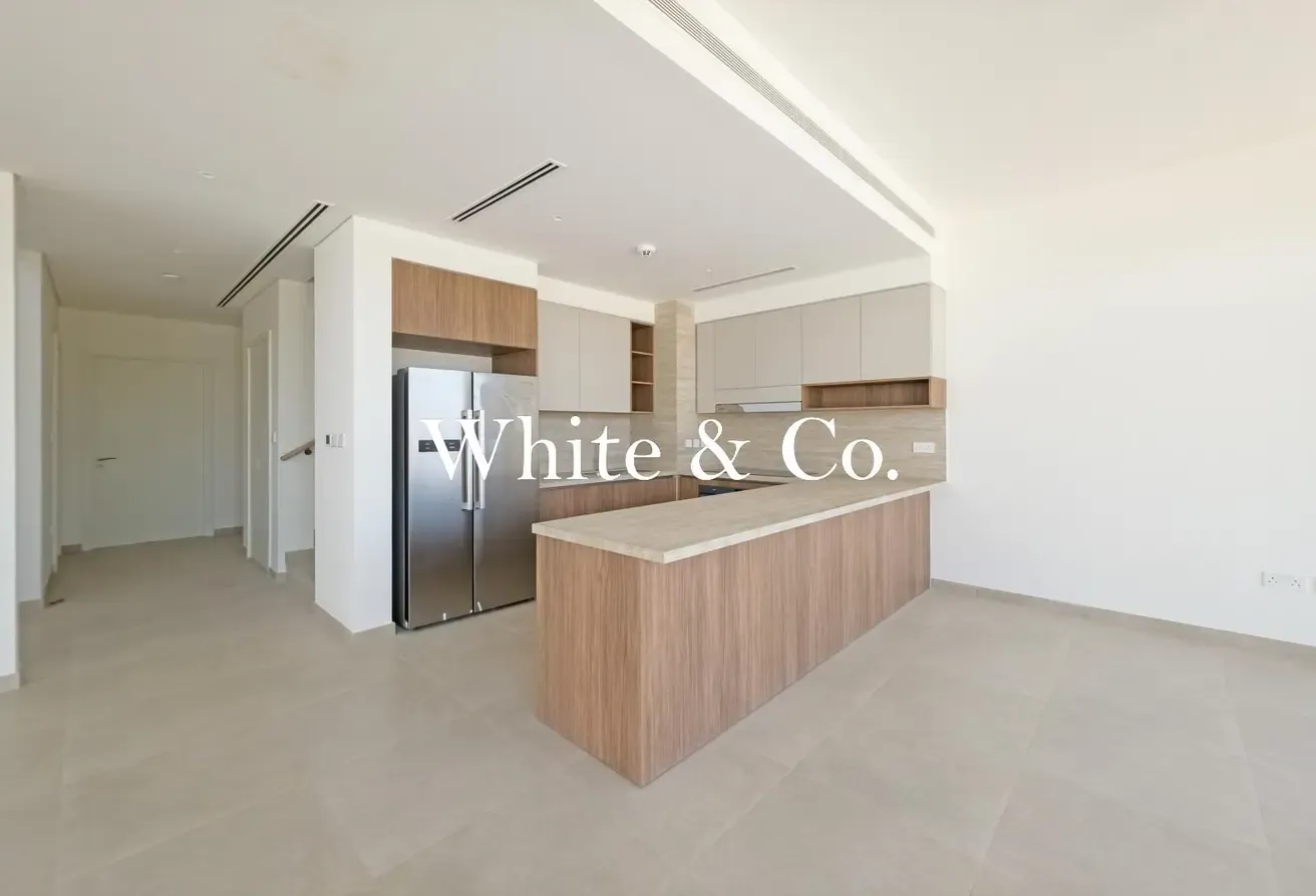 Family Room | Pool and Park | Corner Plot