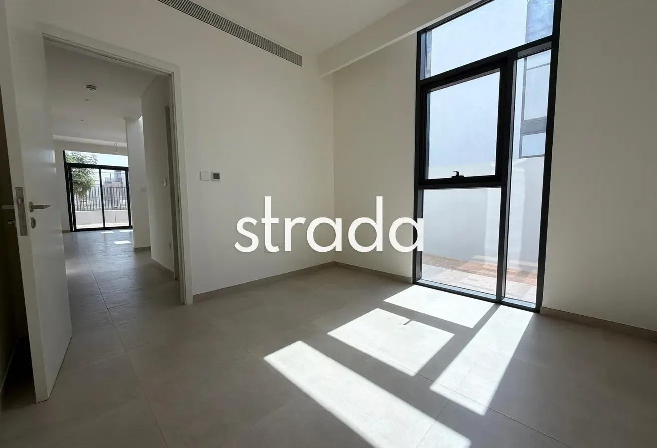 4Bed + Family | Park View | Single Row
